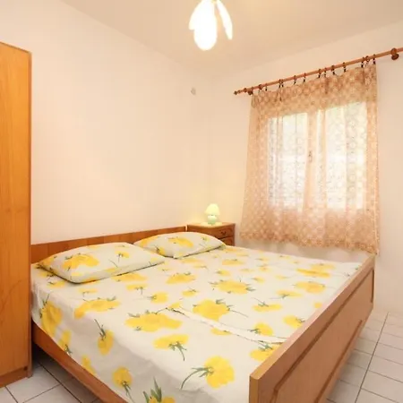 By The Sea Brgujac, - 8918 *